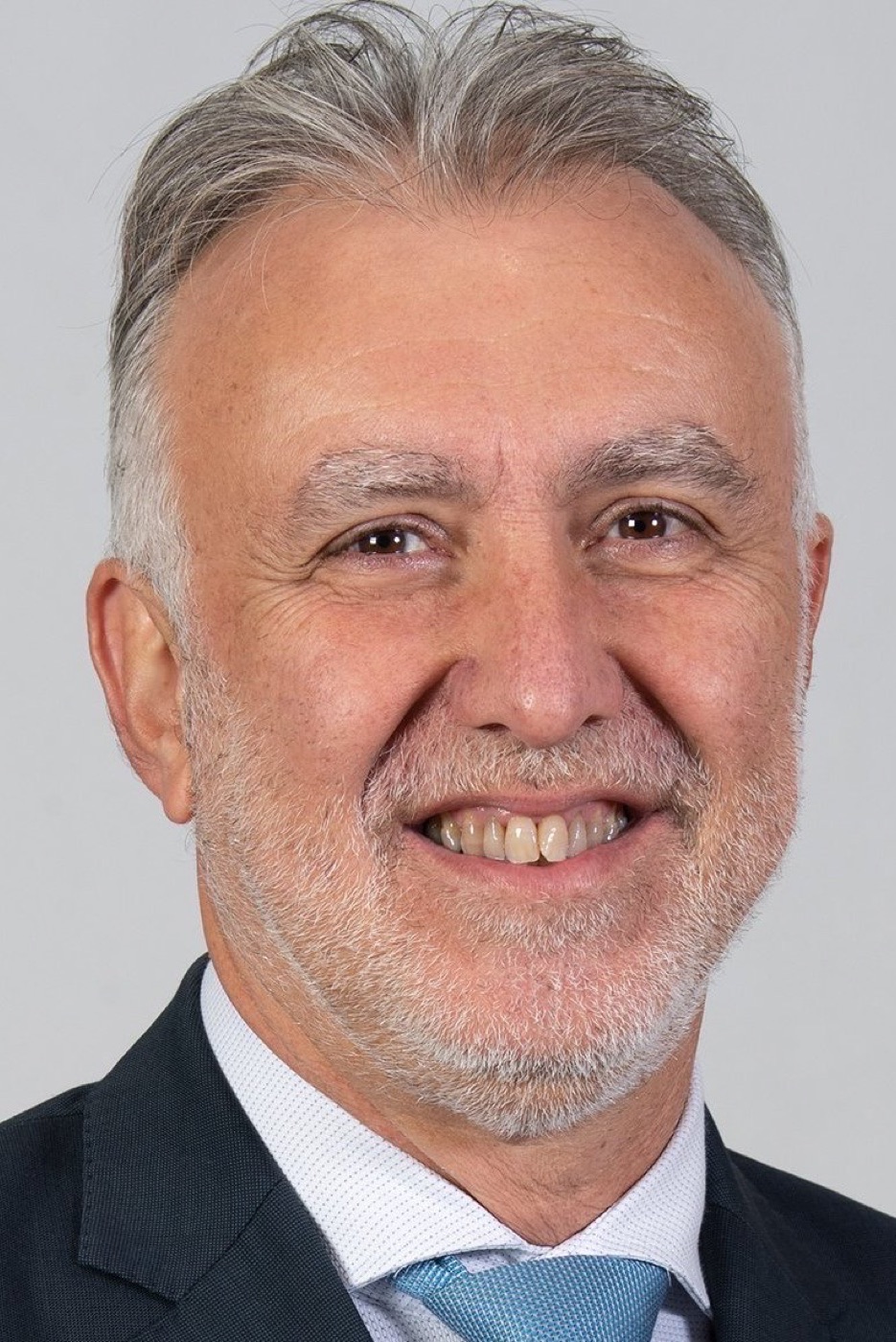 Ángel Víctor Torres
